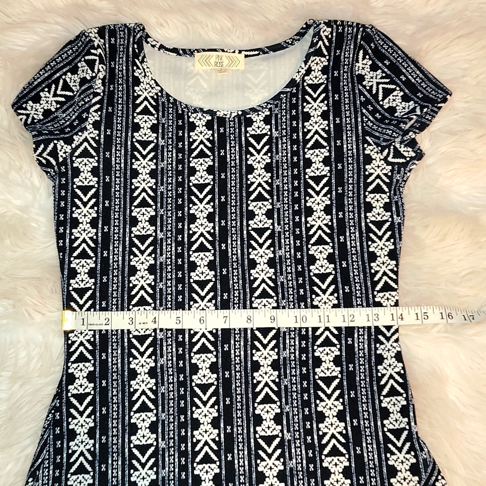 Dress - Picture 7 of 10